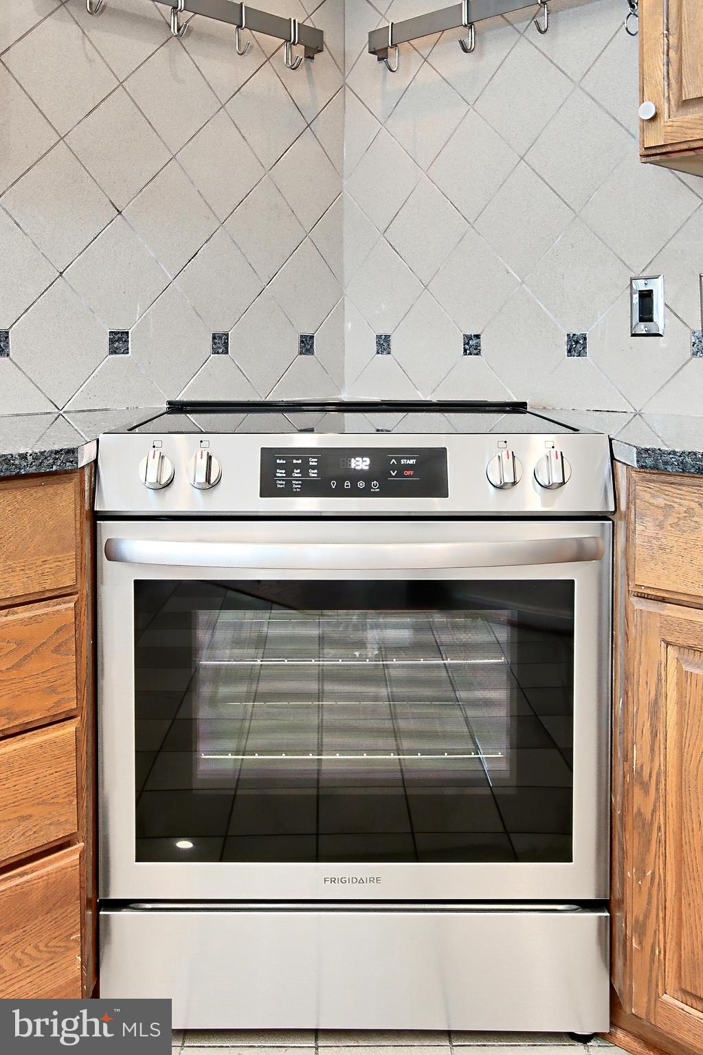 1805 Crystal Dr #1110s