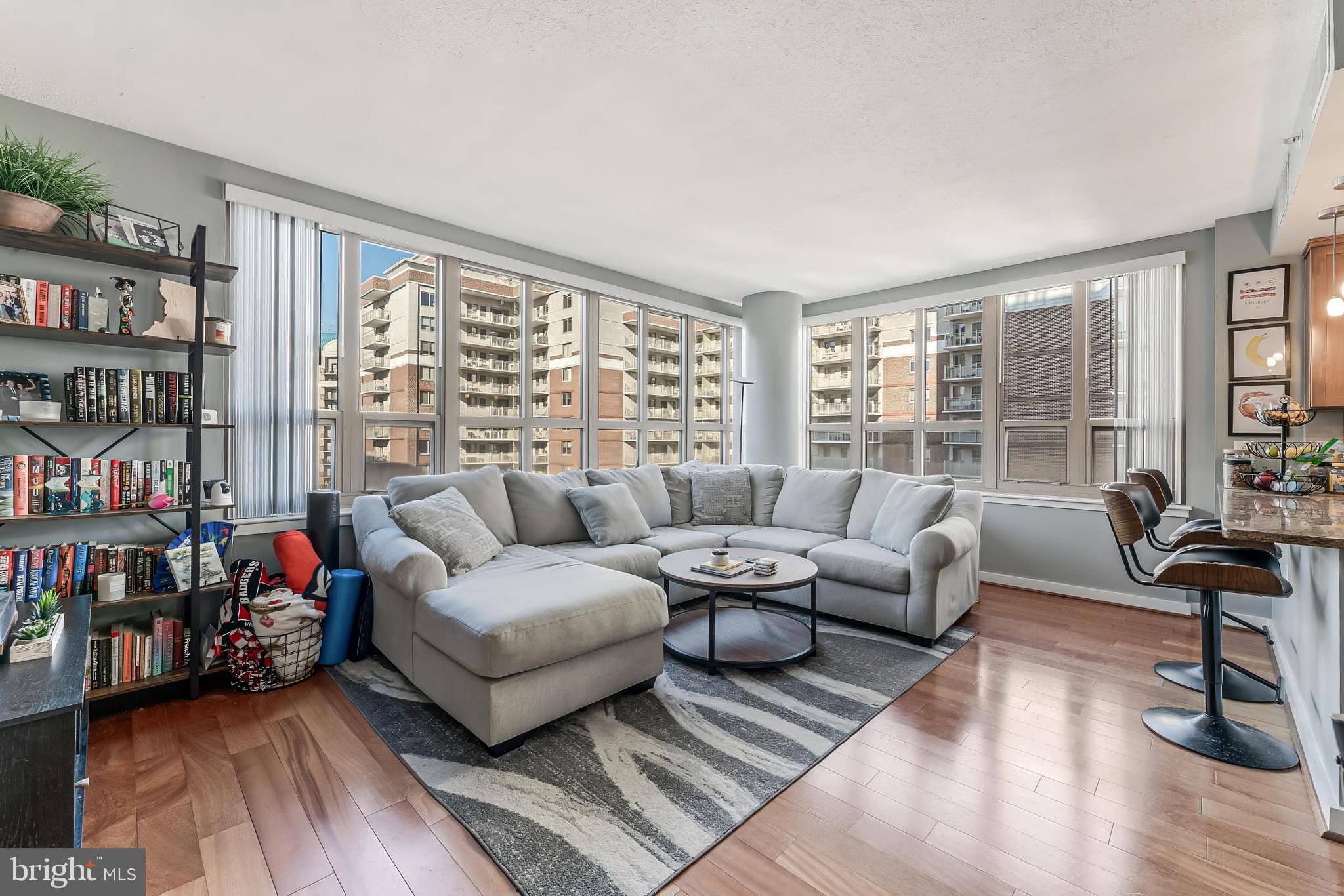 888 N QUINCY STREET 1401