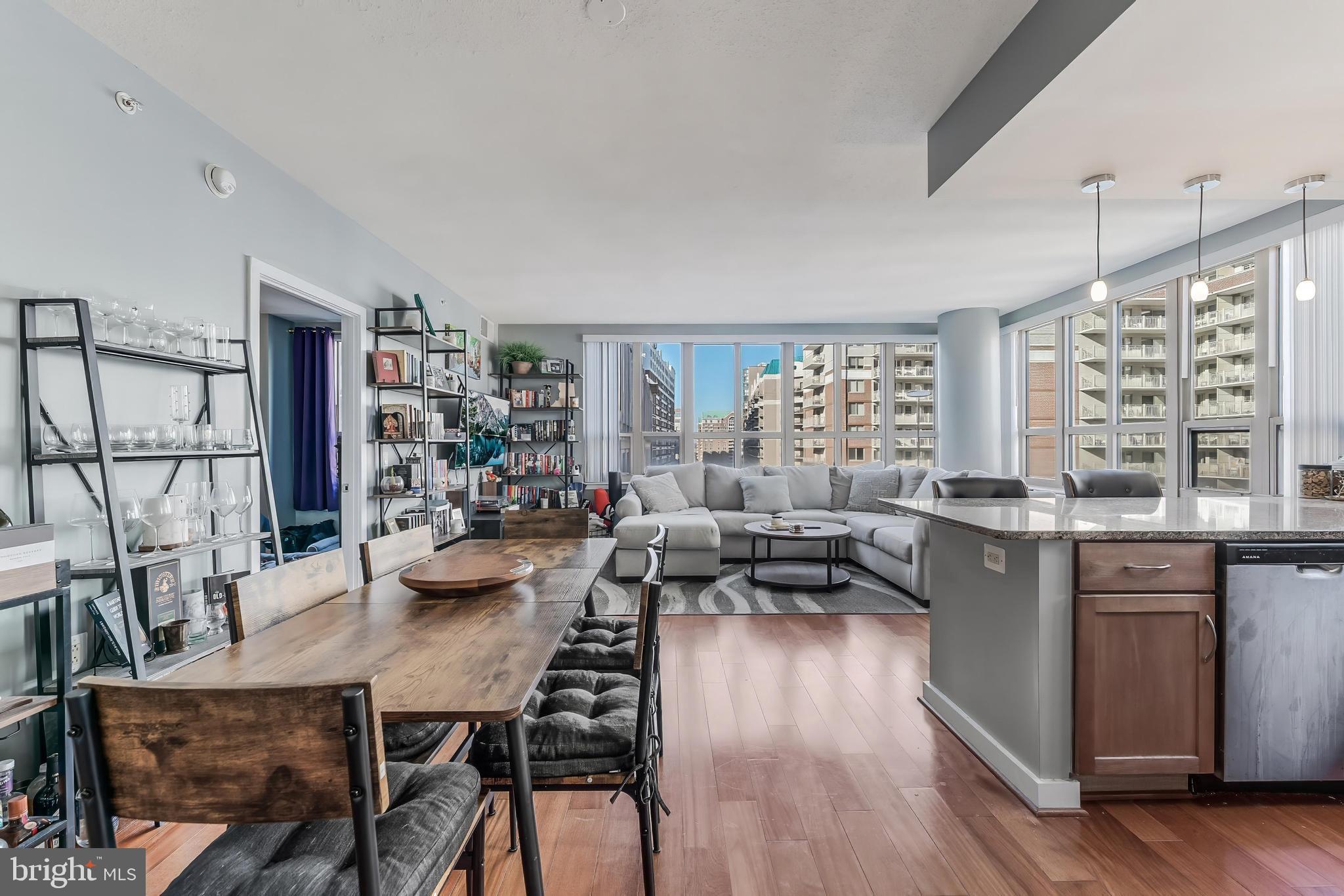 888 N QUINCY STREET 1401