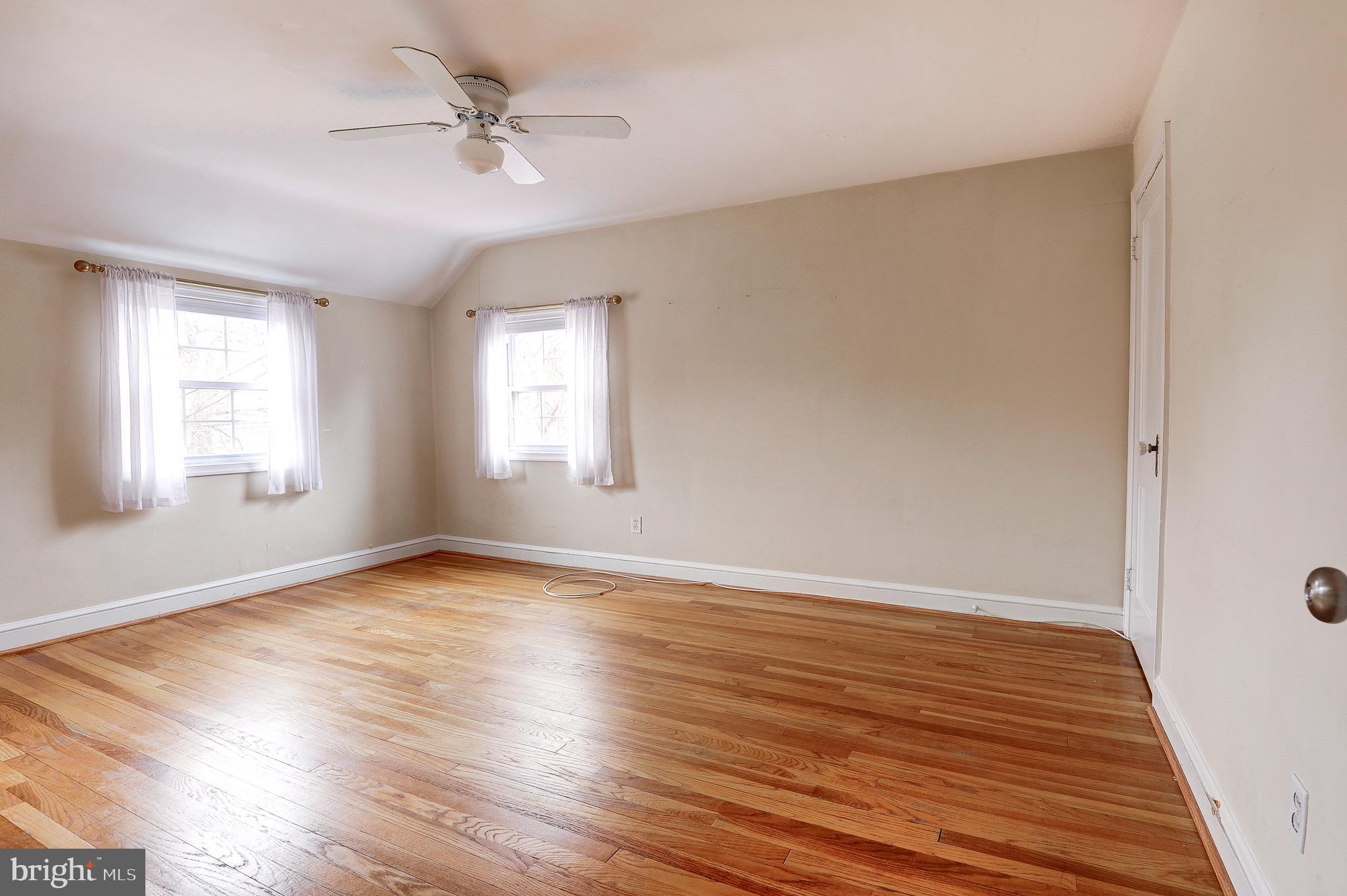 1300 N TAYLOR STREET N