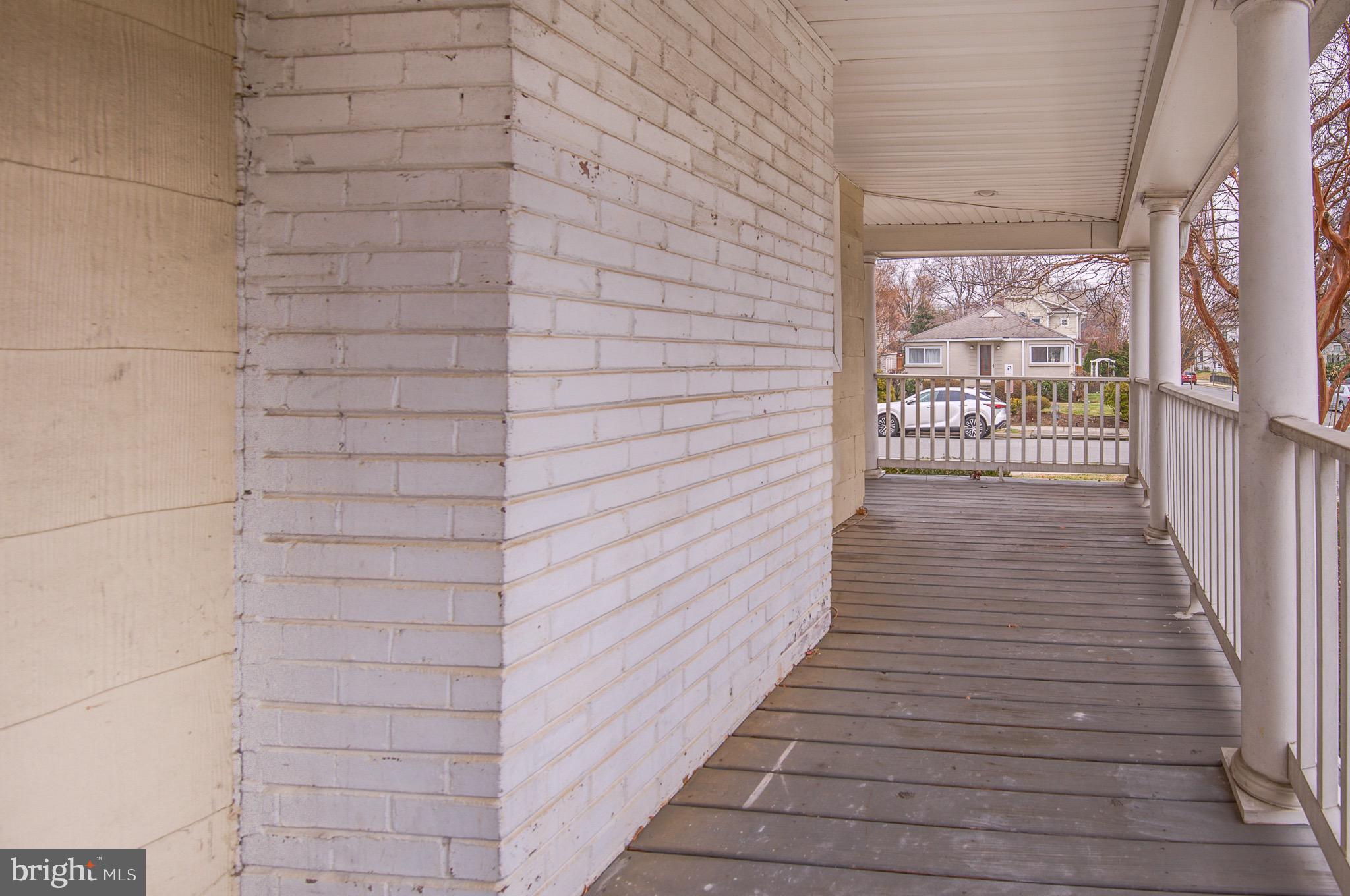 1300 N TAYLOR STREET N