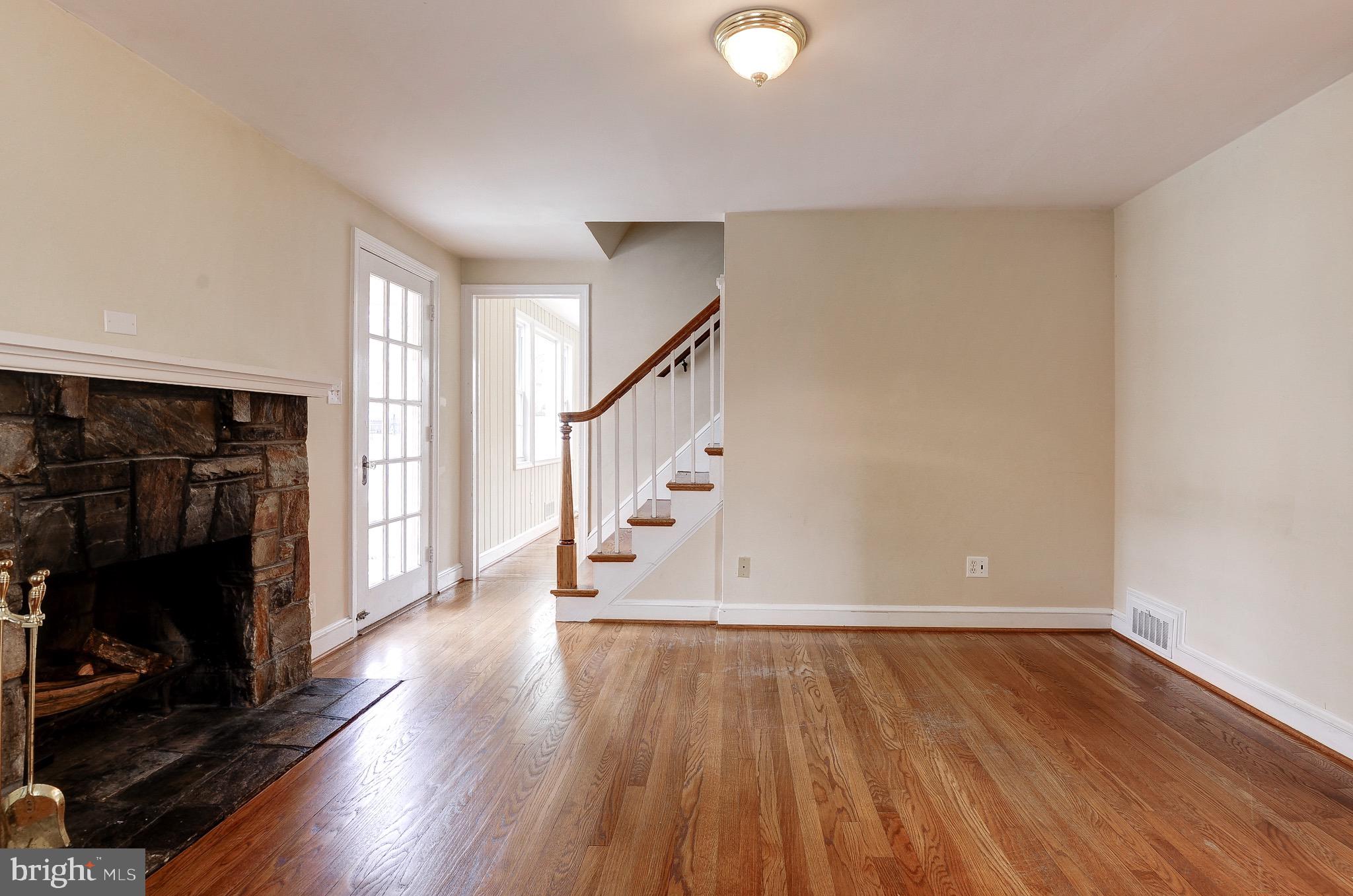 1300 N TAYLOR STREET N