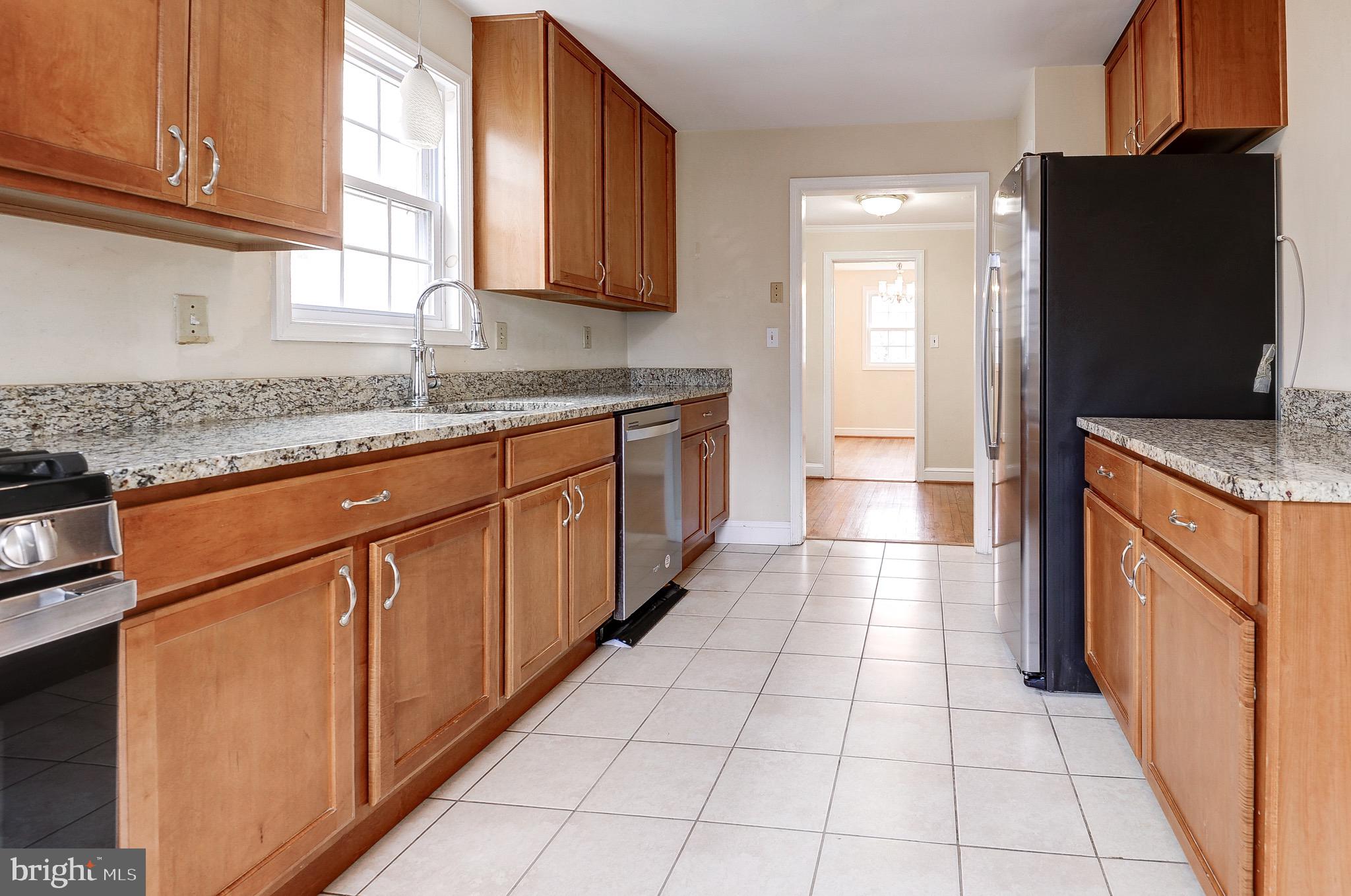 1300 N TAYLOR STREET N