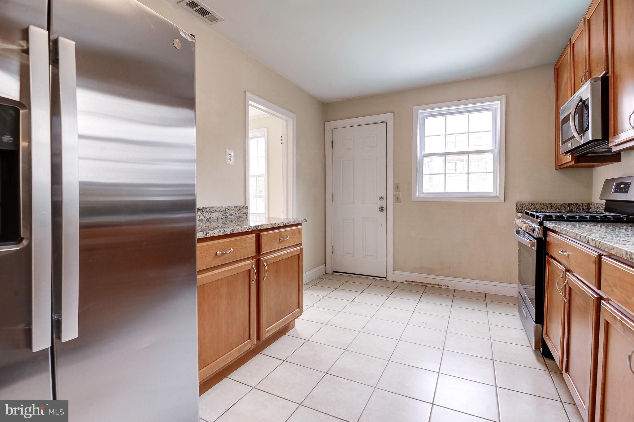 1300 N TAYLOR STREET N