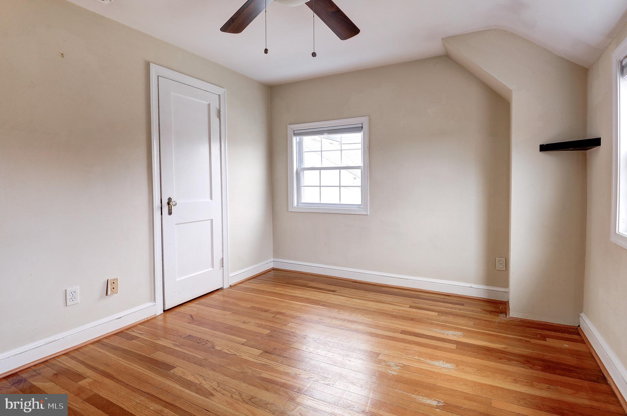 1300 N TAYLOR STREET N