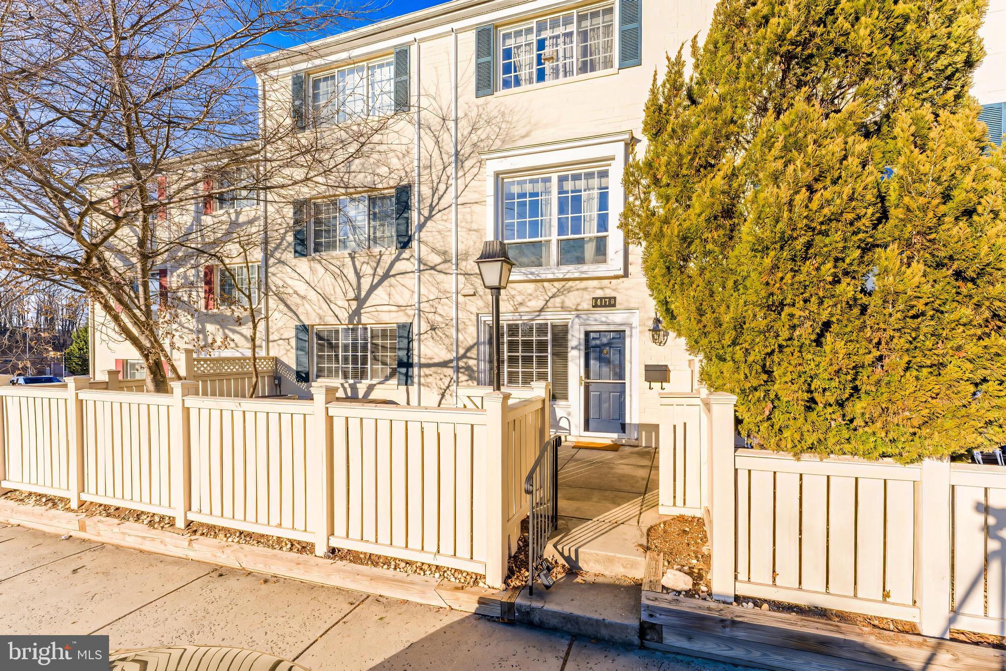 1417 N VAN DORN STREET