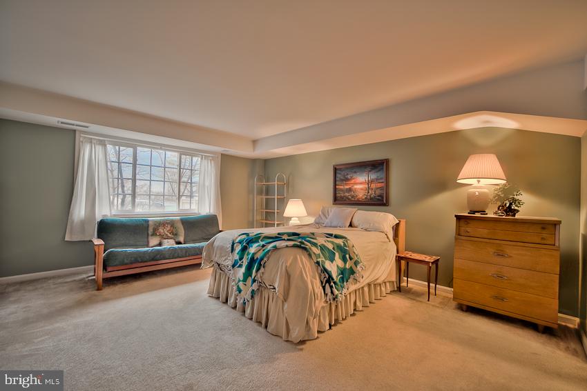 1417 N VAN DORN STREET Unit: B