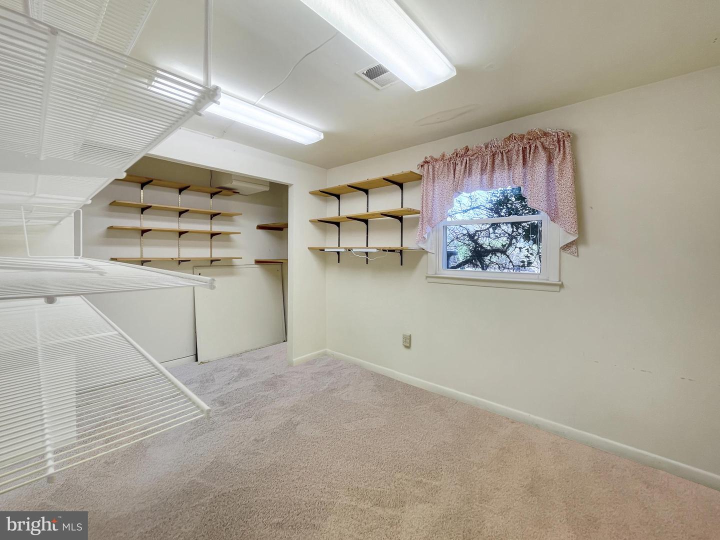 9121 Andromeda DRIVE