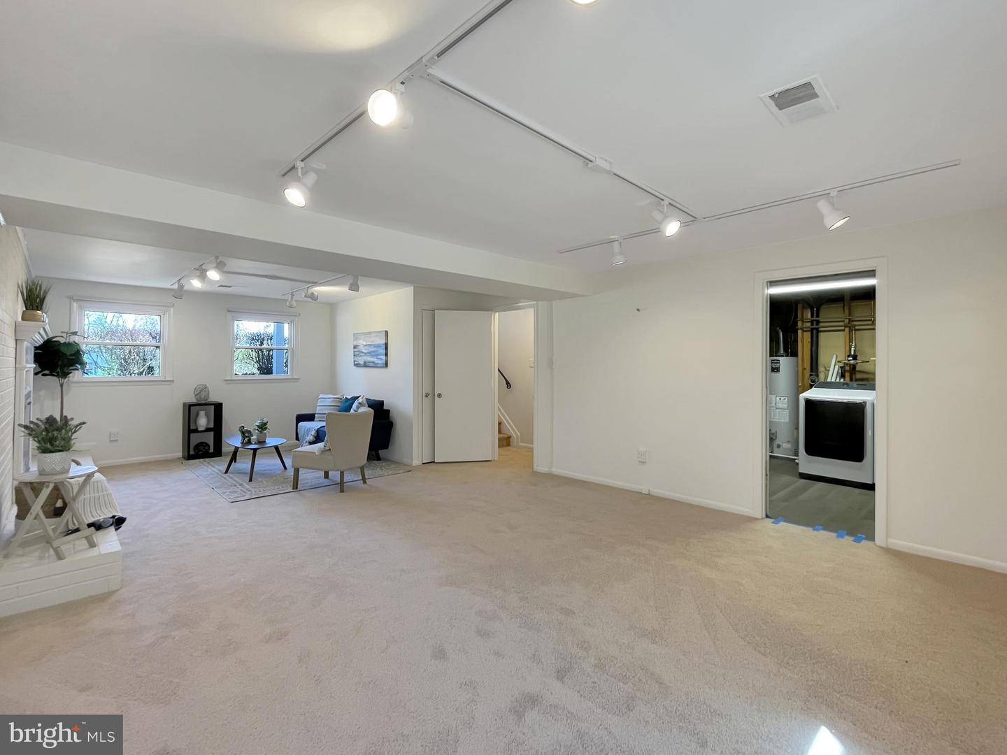 9121 Andromeda DRIVE