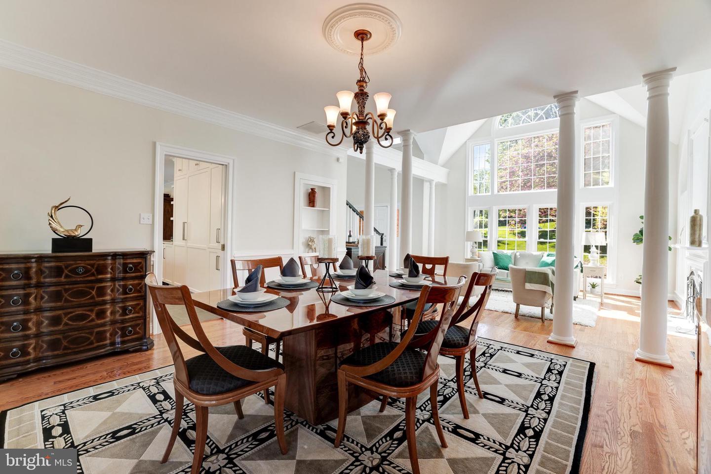 10002 Thompson Ridge COURT