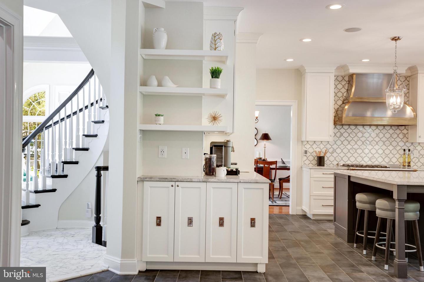 10002 Thompson Ridge COURT