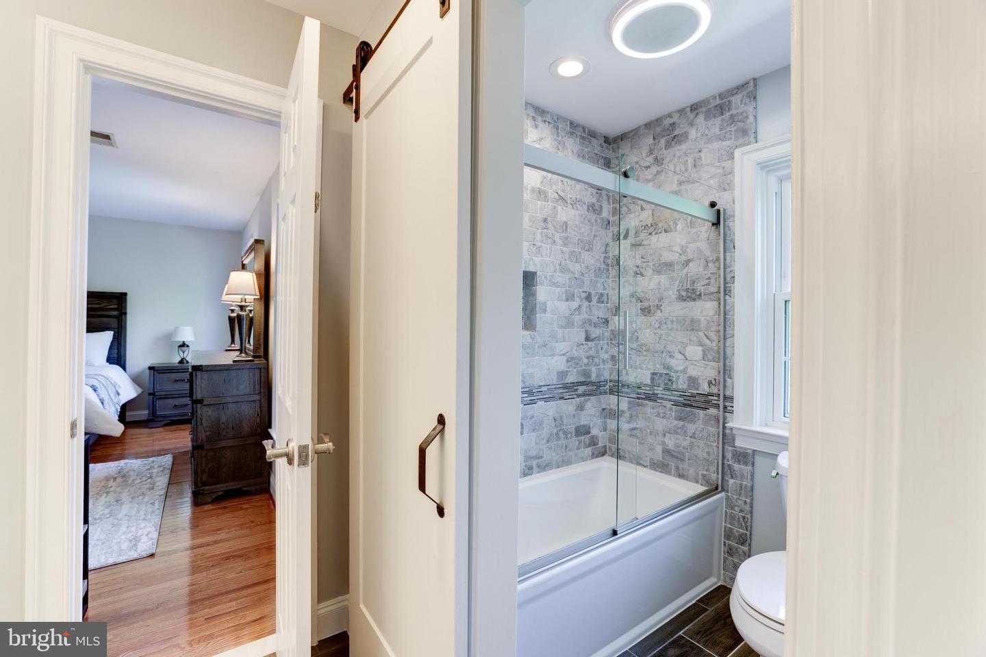 10002 Thompson Ridge COURT