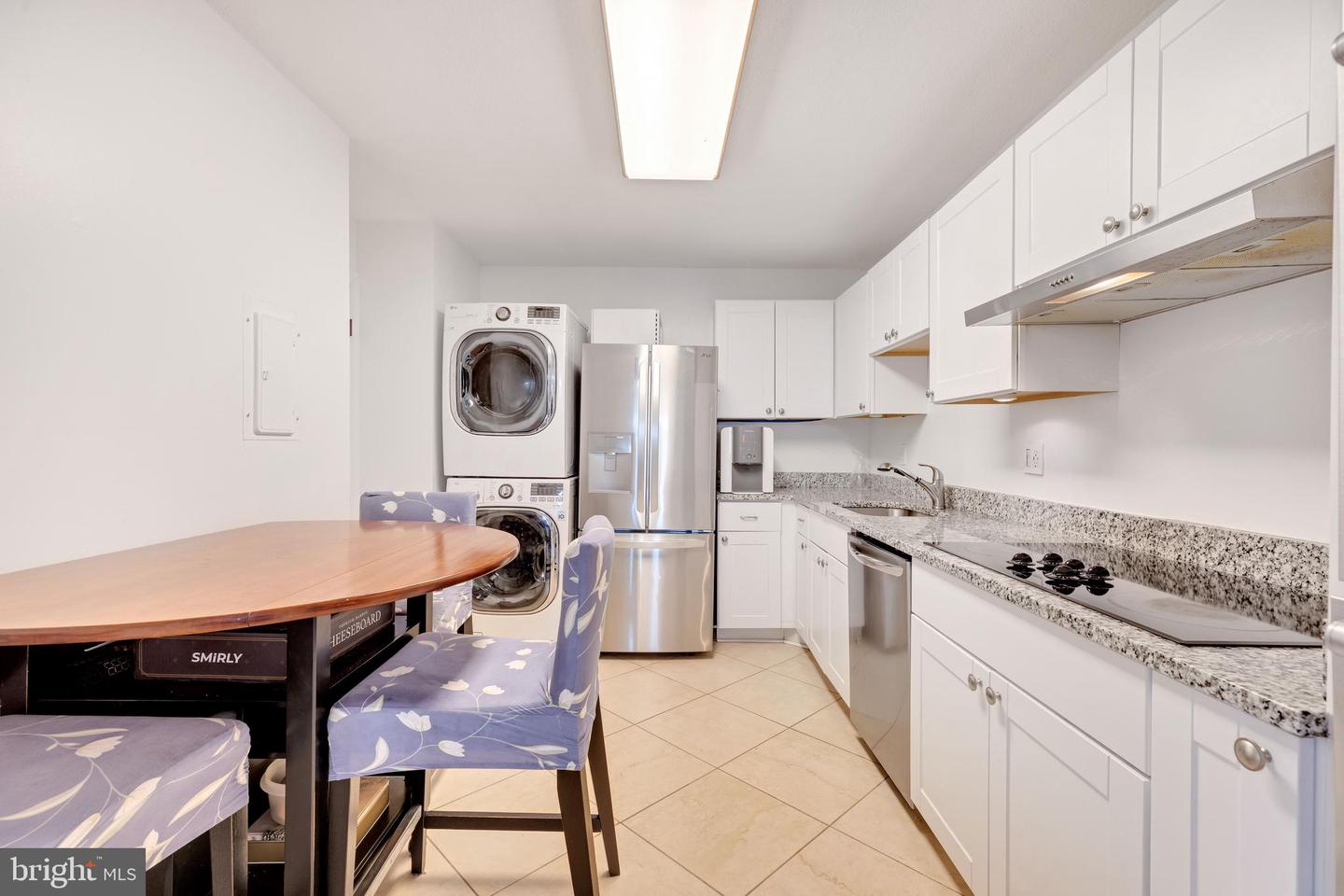 8370 Greensboro DRIVE Unit: 1021