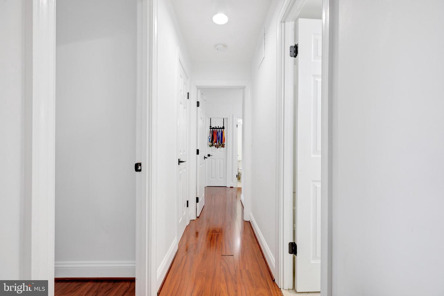 8370 Greensboro DRIVE Unit: 1021