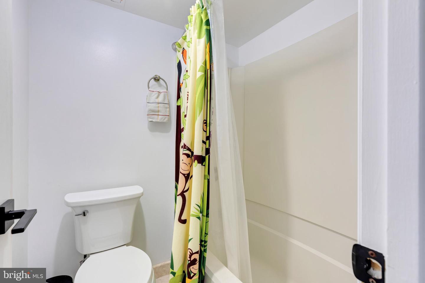 8370 Greensboro DRIVE Unit: 1021