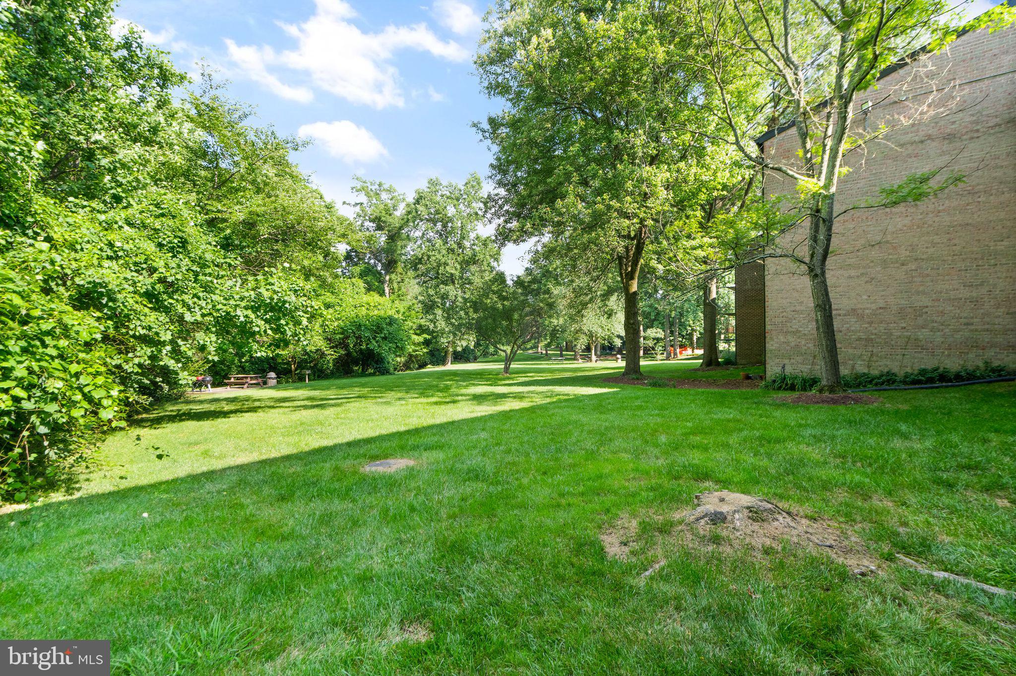 3105 Buccaneer Ct #201