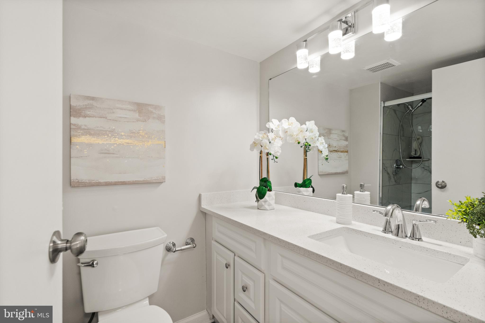 3105 Buccaneer Ct #201