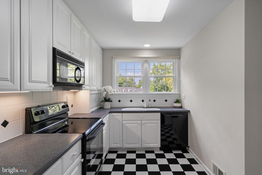 1953 KIRBY RD