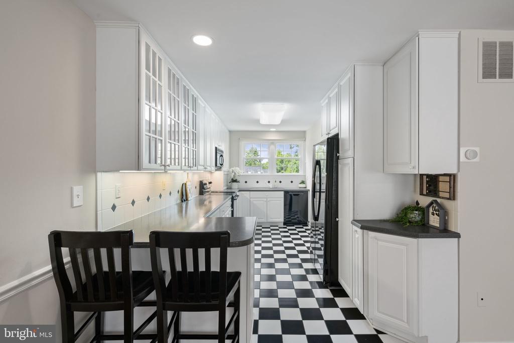 1953 KIRBY RD