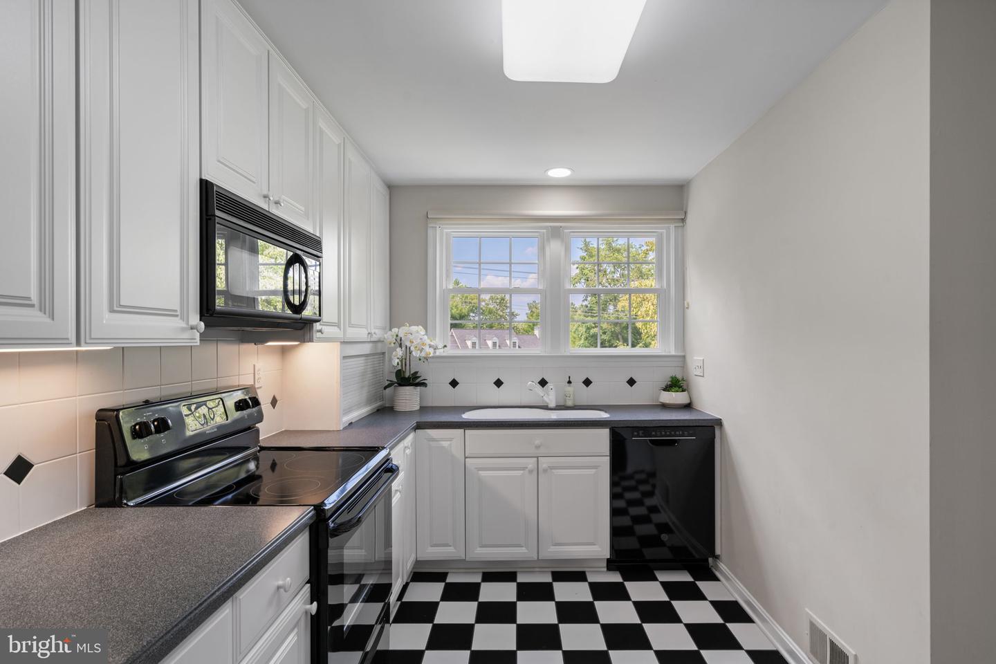 1953 KIRBY RD