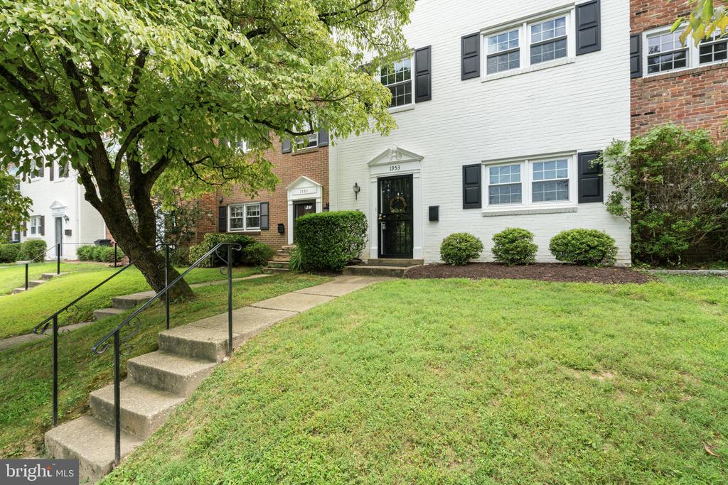 1953 KIRBY RD