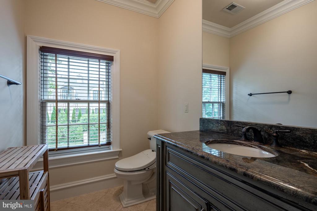 633 River Bend Rd