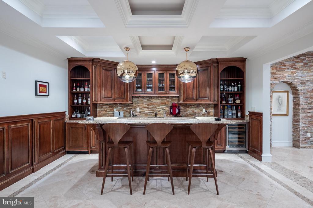 633 River Bend Rd