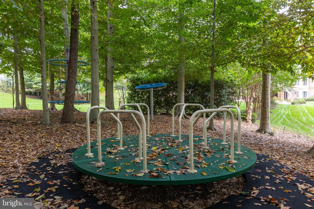 633 River Bend Rd