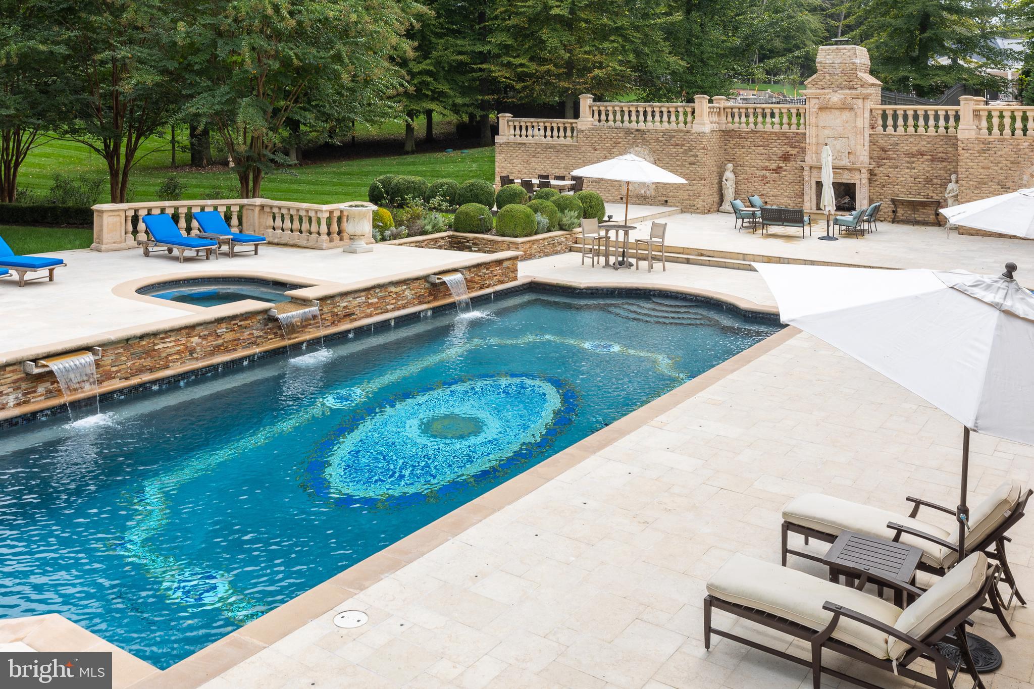 633 River Bend Rd