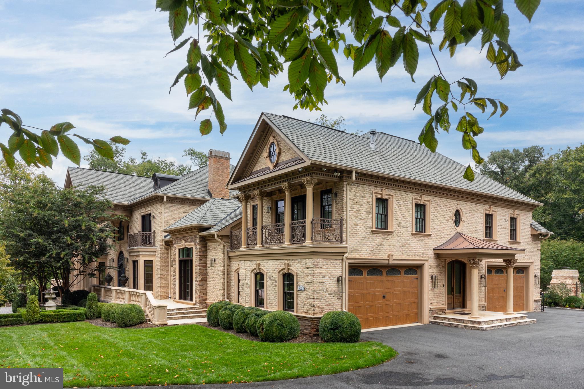 633 River Bend Rd
