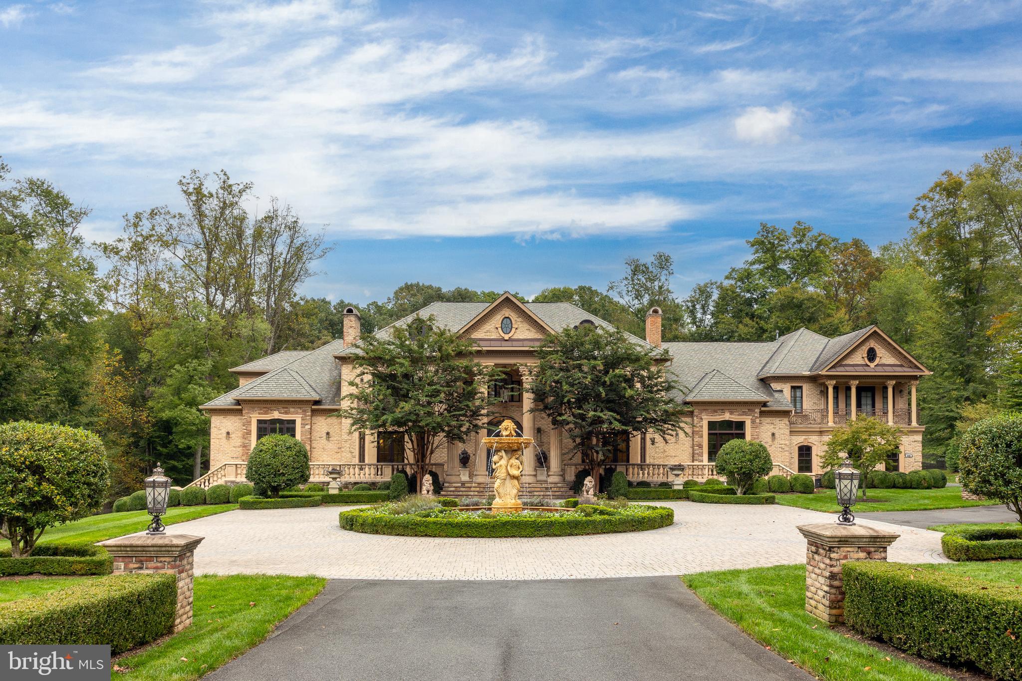 633 River Bend Rd