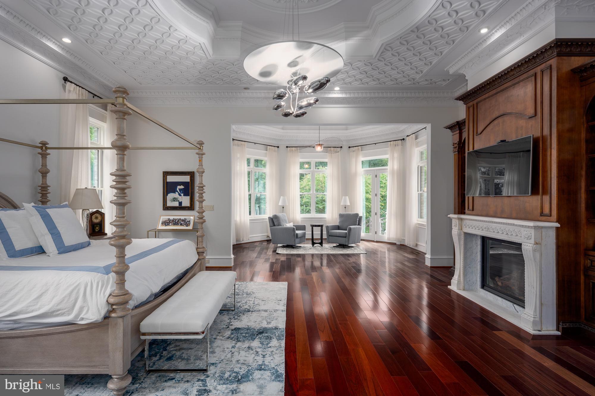 633 River Bend Rd