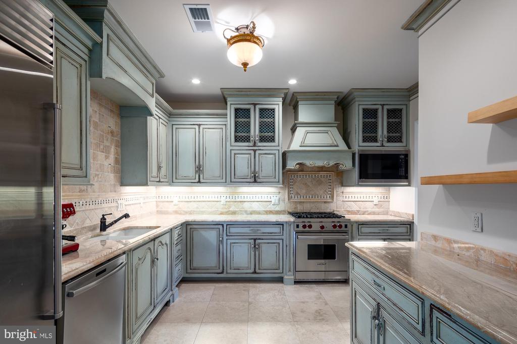 633 River Bend Rd