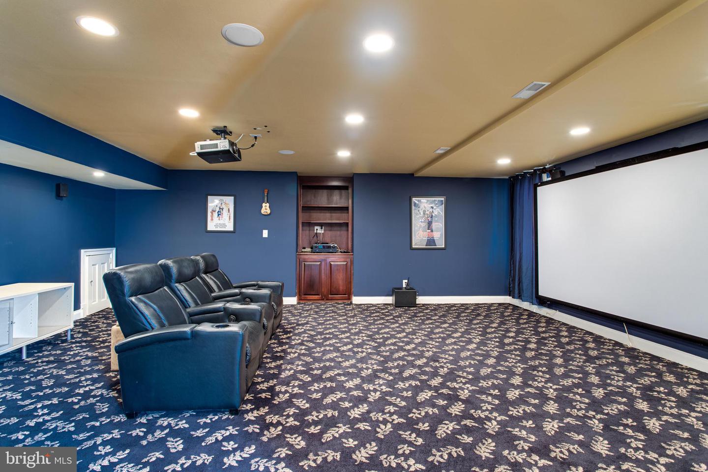 891 Chinquapin Rd