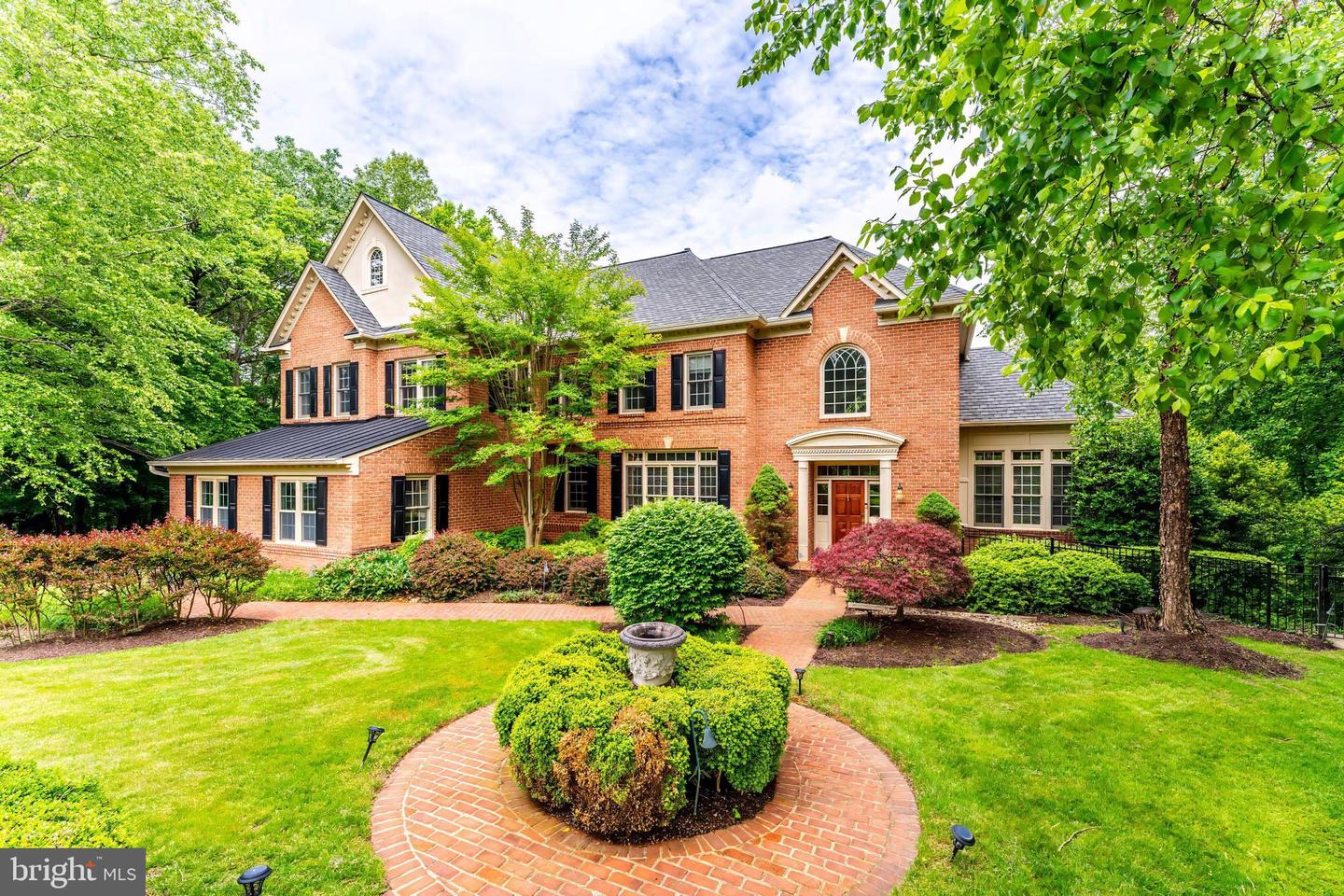 891 Chinquapin Rd