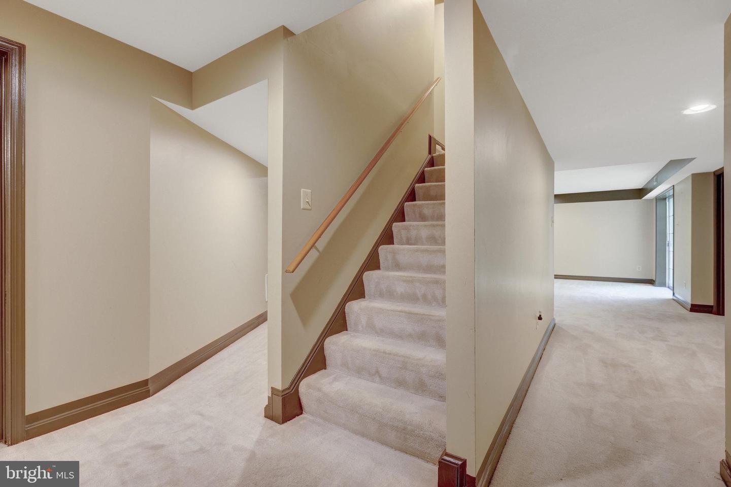 11200 Elmview Pl