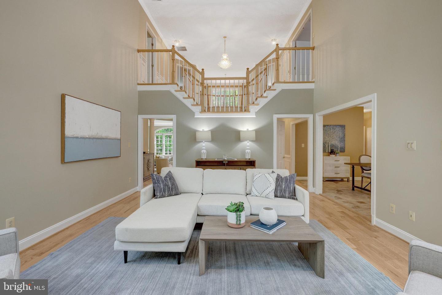 11200 Elmview Pl