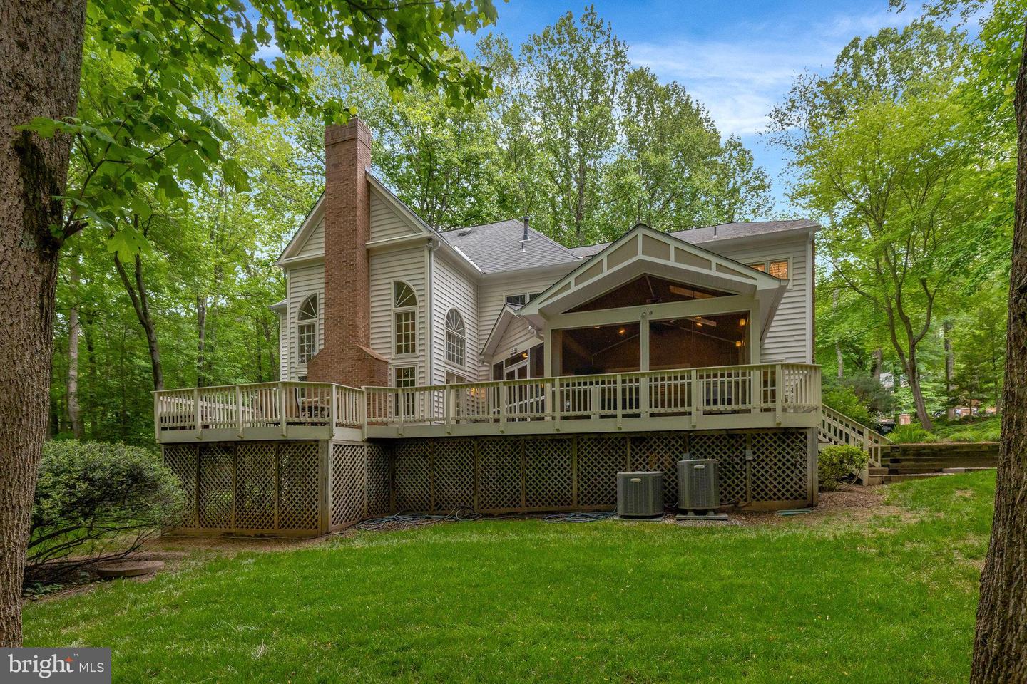 11200 Elmview Pl