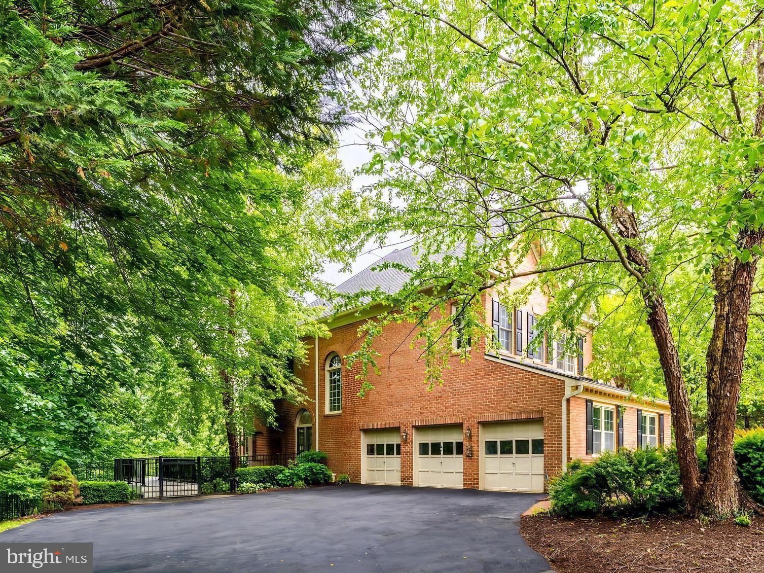 891 CHINQUAPIN RD