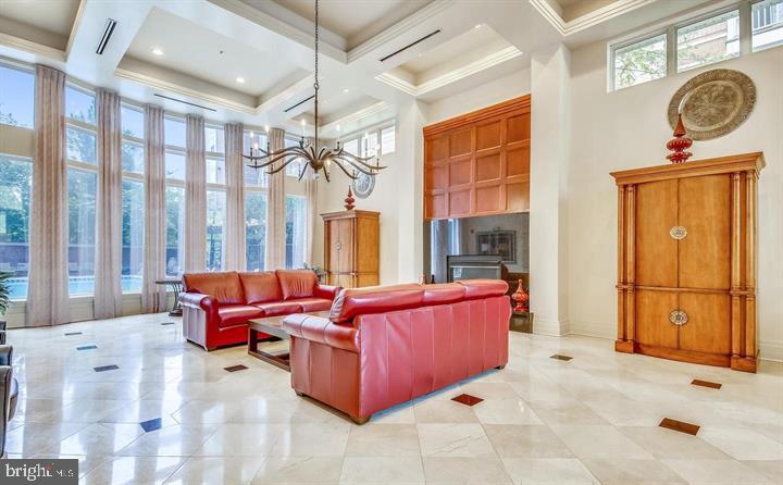 2791 CENTERBORO DR #373