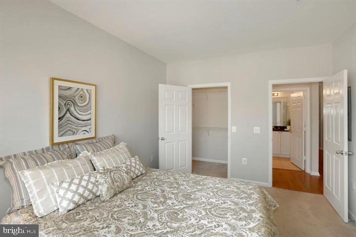 2791 CENTERBORO DR #373