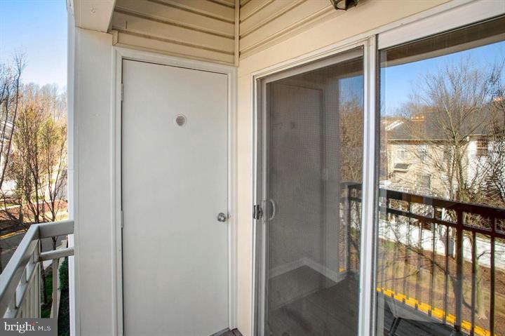 2791 CENTERBORO DR #373