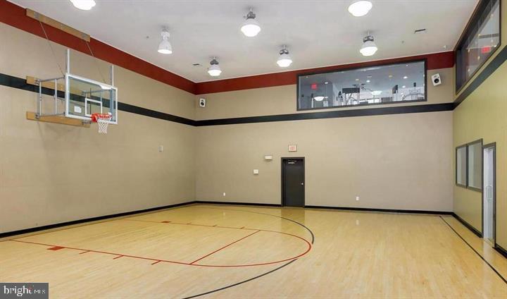 2791 CENTERBORO DR #373