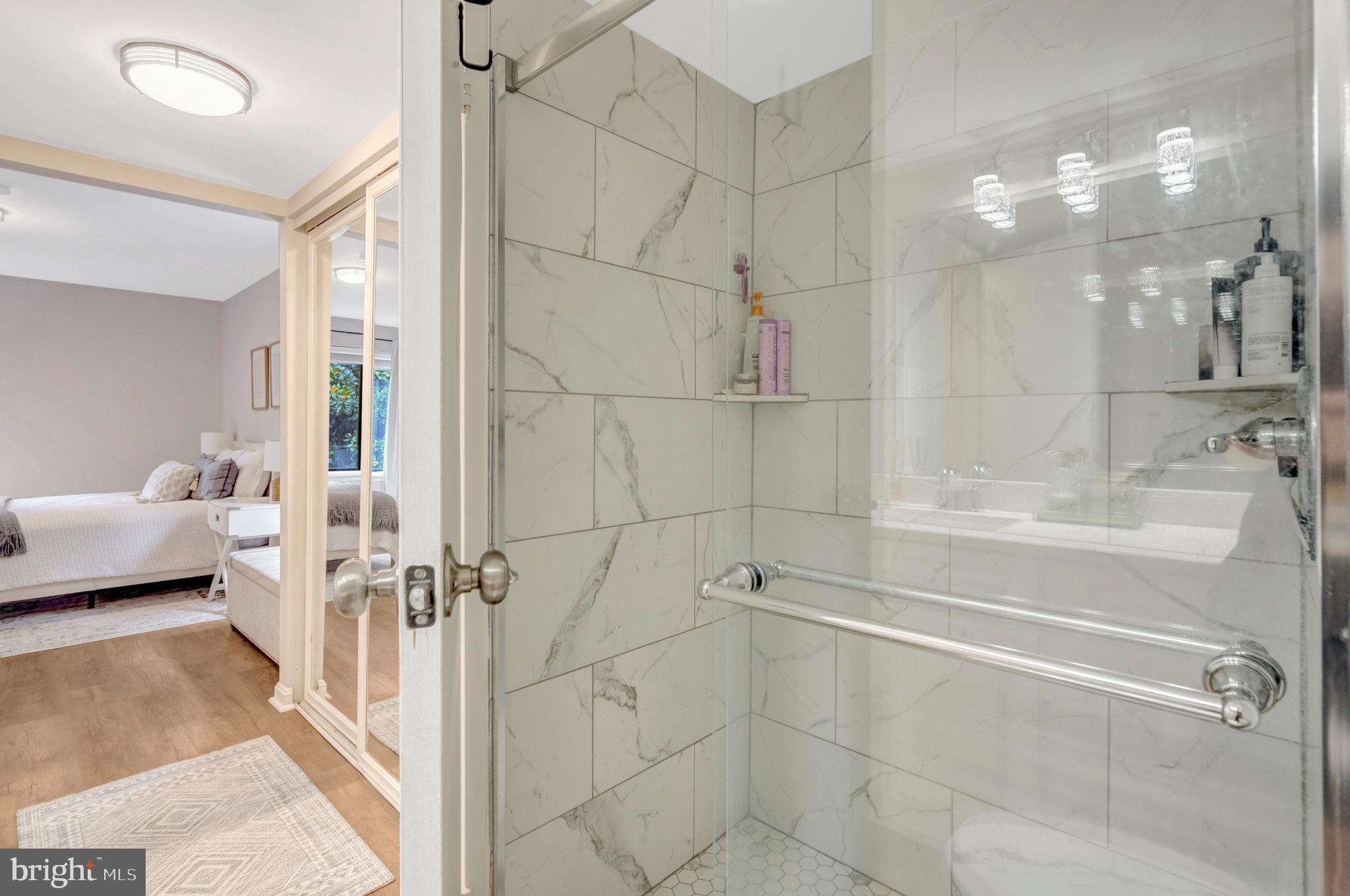 3105 BUCCANEER COURT 201