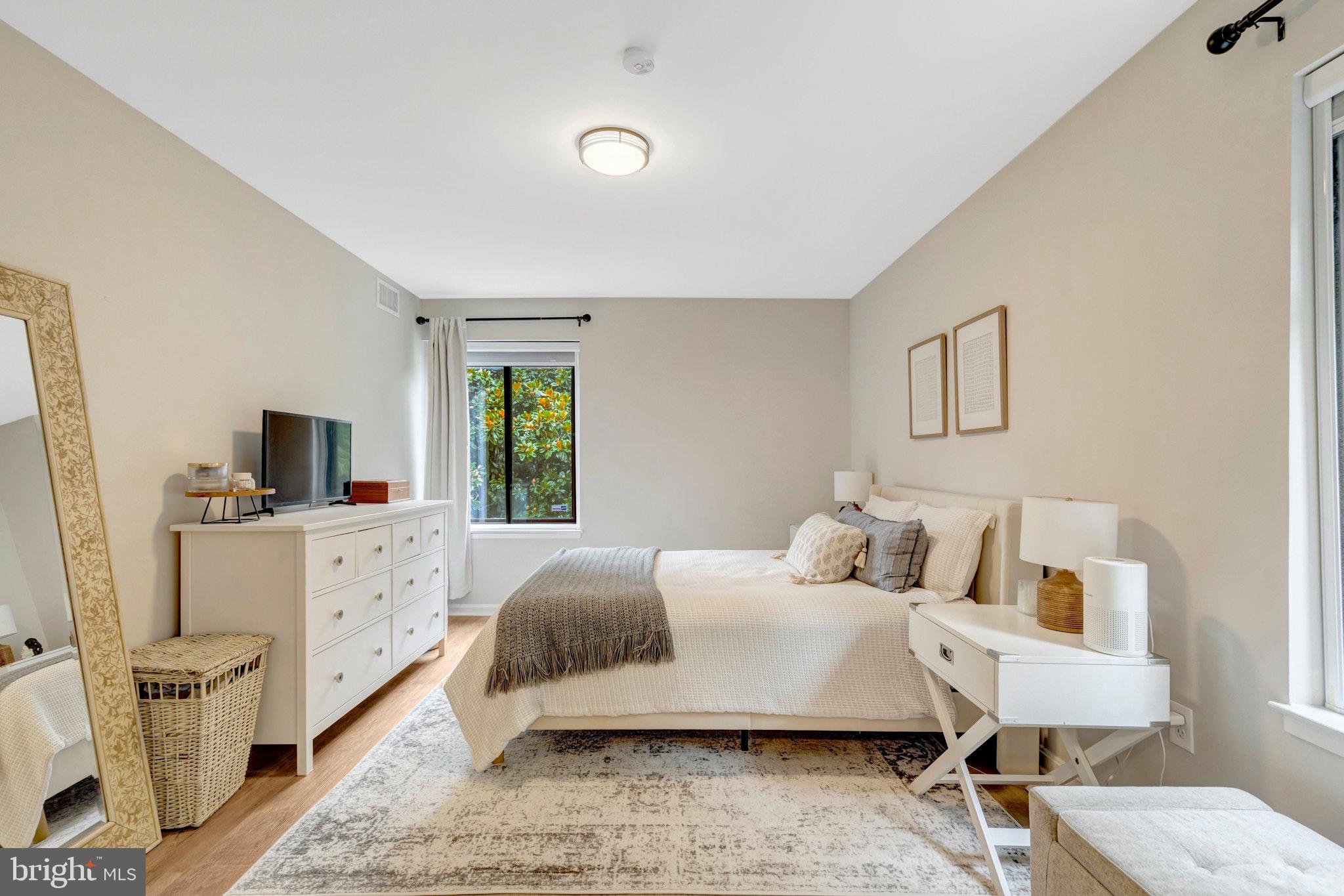 3105 BUCCANEER COURT 201
