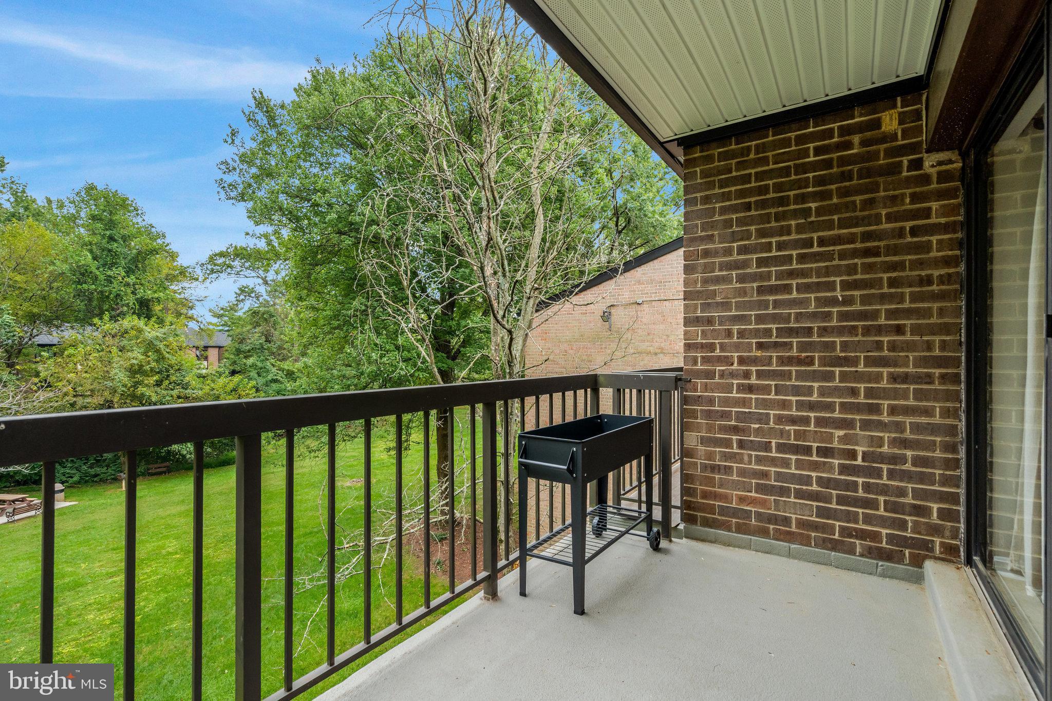 3105 BUCCANEER COURT 201