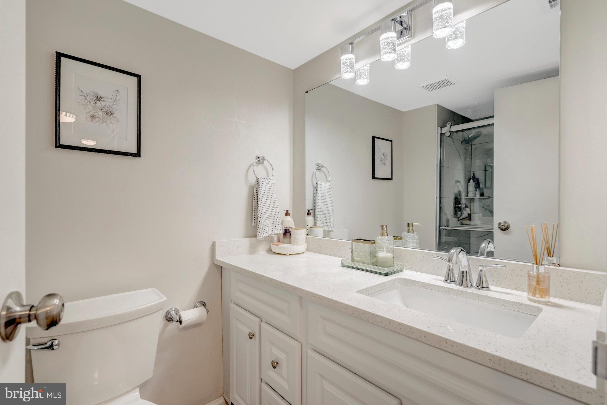 3105 BUCCANEER COURT 201