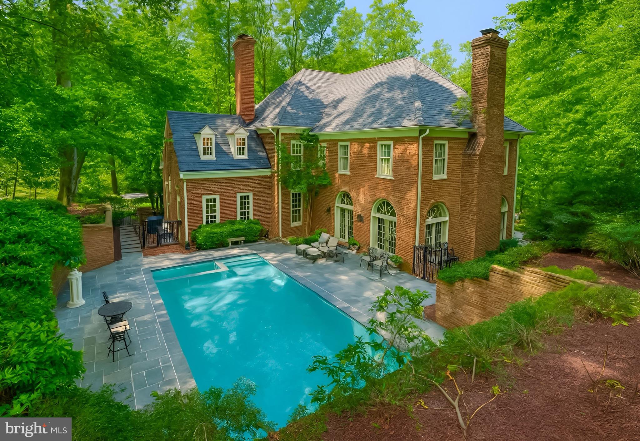 921 TOWLSTON ROAD