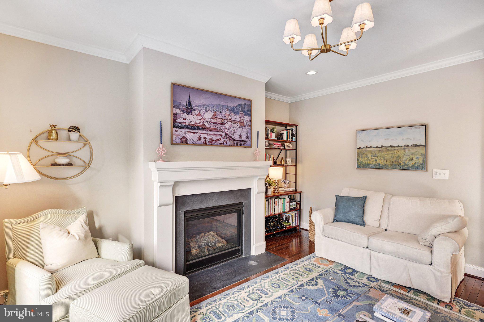 8028 WELLINGTON ROAD