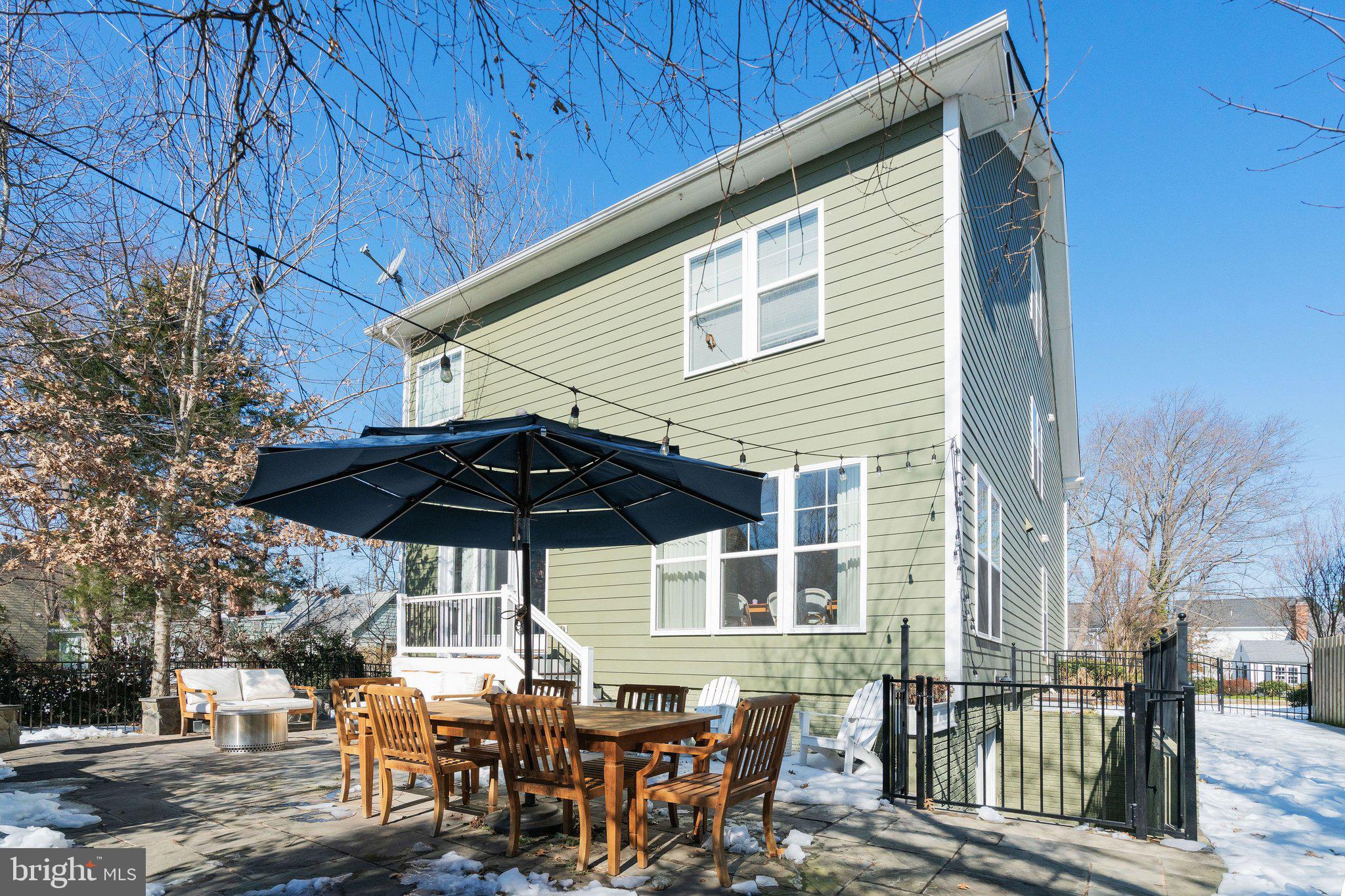 8028 WELLINGTON ROAD